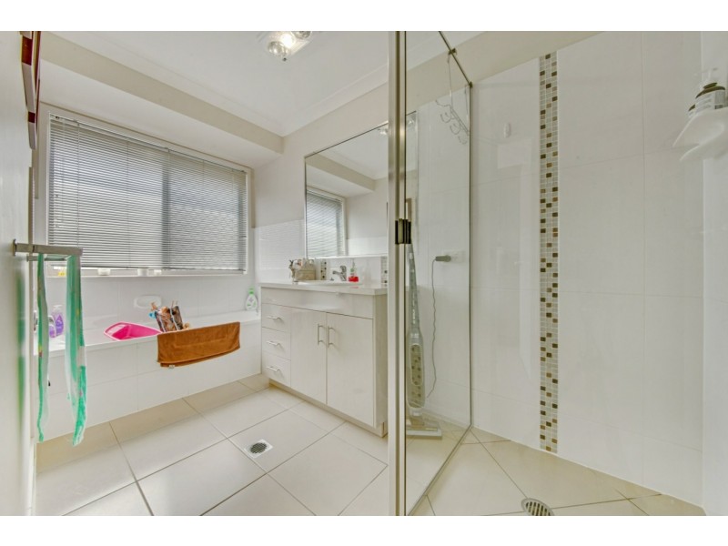 39 Bauhinia Street, Boyne Island QLD 4680