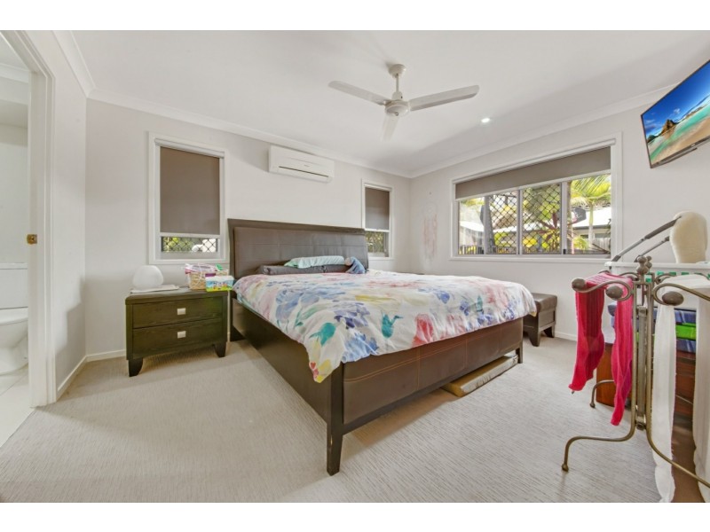 39 Bauhinia Street, Boyne Island QLD 4680