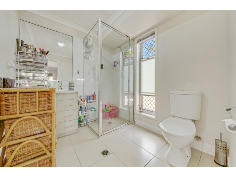 39 Bauhinia Street, Boyne Island QLD 4680