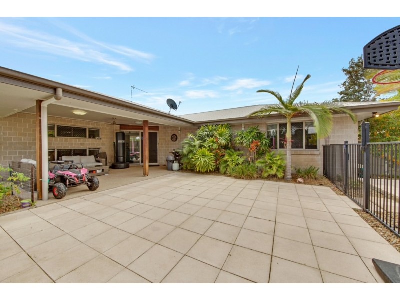 39 Bauhinia Street, Boyne Island QLD 4680