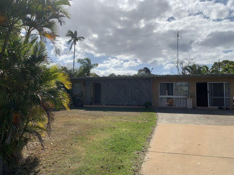105 Malpas Street, Boyne Island QLD 4680