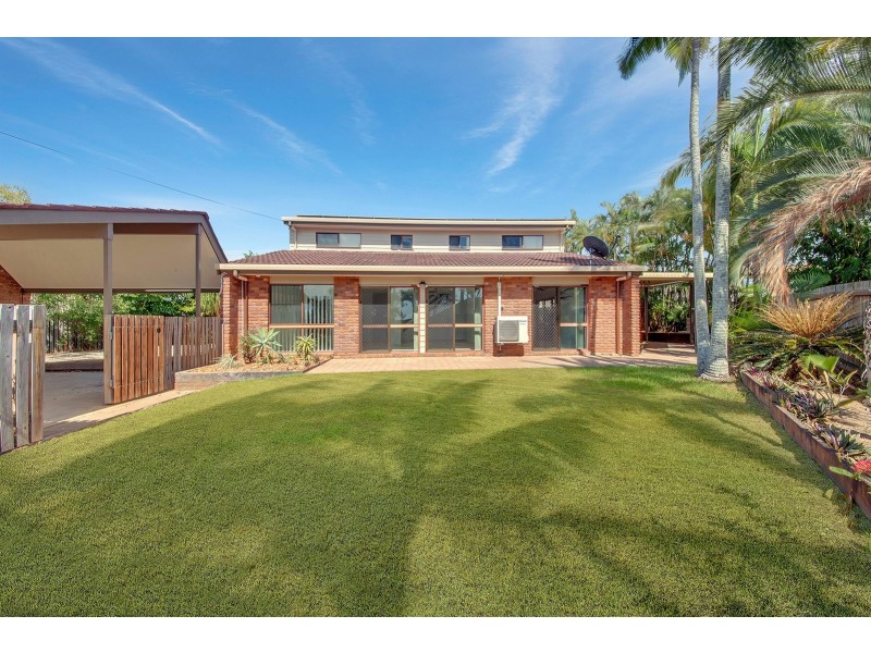 39 Edward Street, Boyne Island QLD 4680