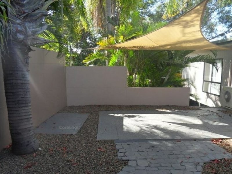 22 Creek Road, Tannum Sands QLD 4680