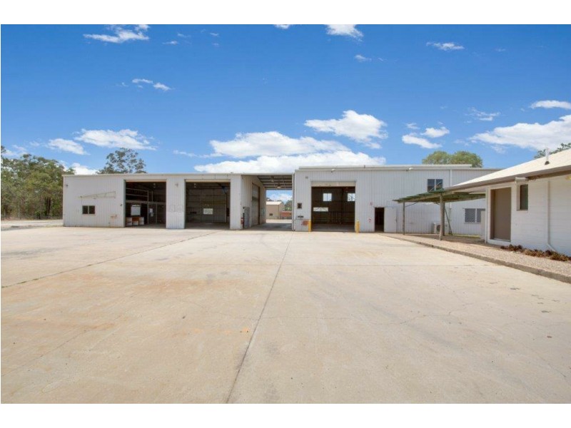 16 DENNIS STREET, Boyne Island QLD 4680