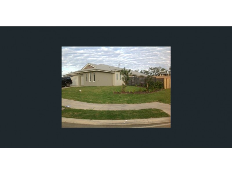 12 KOOLIVOO PARADE, Boyne Island QLD 4680