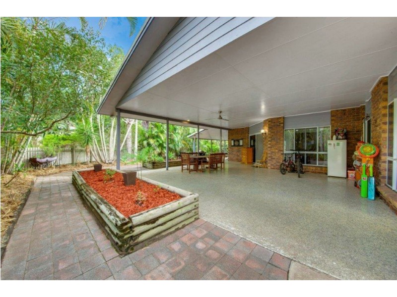 4 Luke Court, Wurdong Heights QLD 4680