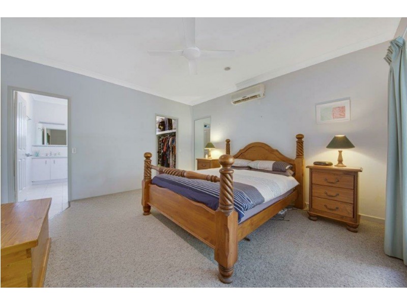 4 Luke Court, Wurdong Heights QLD 4680