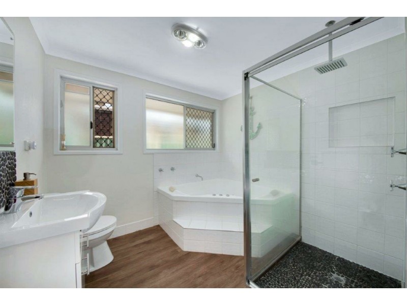 42 Langdon Street, Tannum Sands QLD 4680