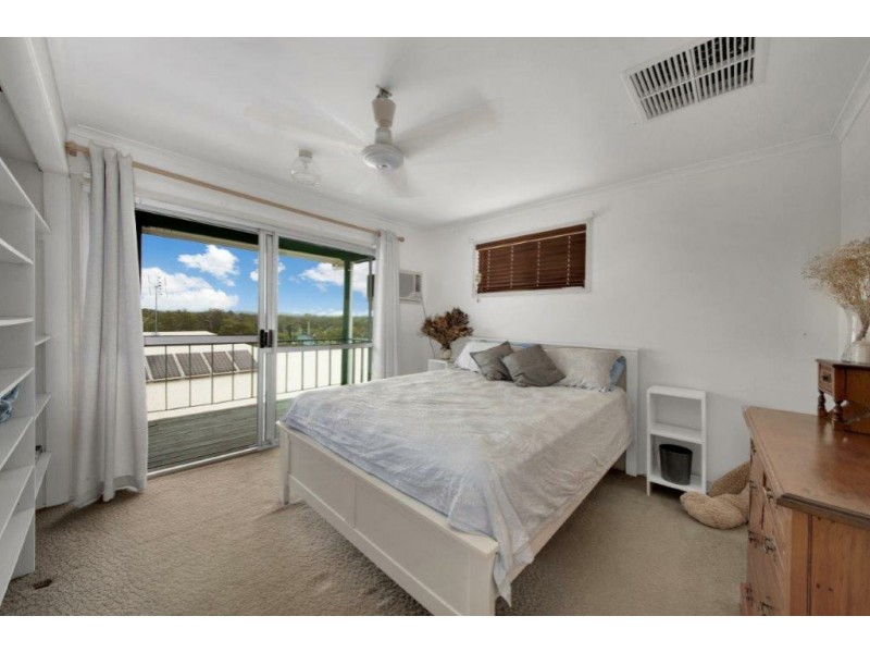 13 Alpine Avenue, Boyne Island QLD 4680