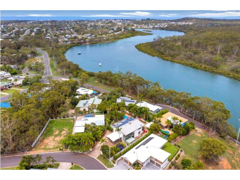 13 Alpine Avenue, Boyne Island QLD 4680