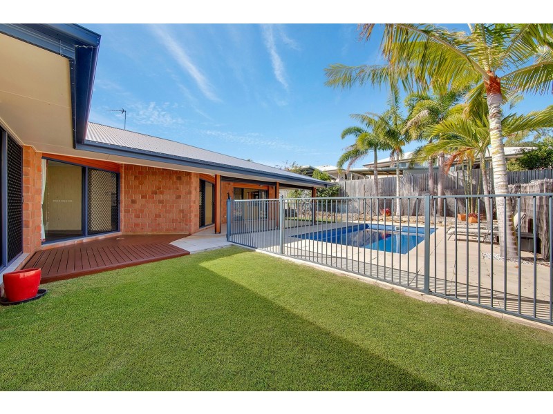 12 Creswell Court, Tannum Sands QLD 4680