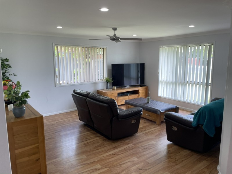 37 Golf View Drive, Boyne Island QLD 4680