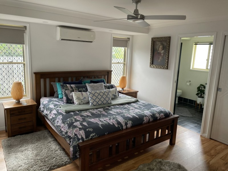 37 Golf View Drive, Boyne Island QLD 4680