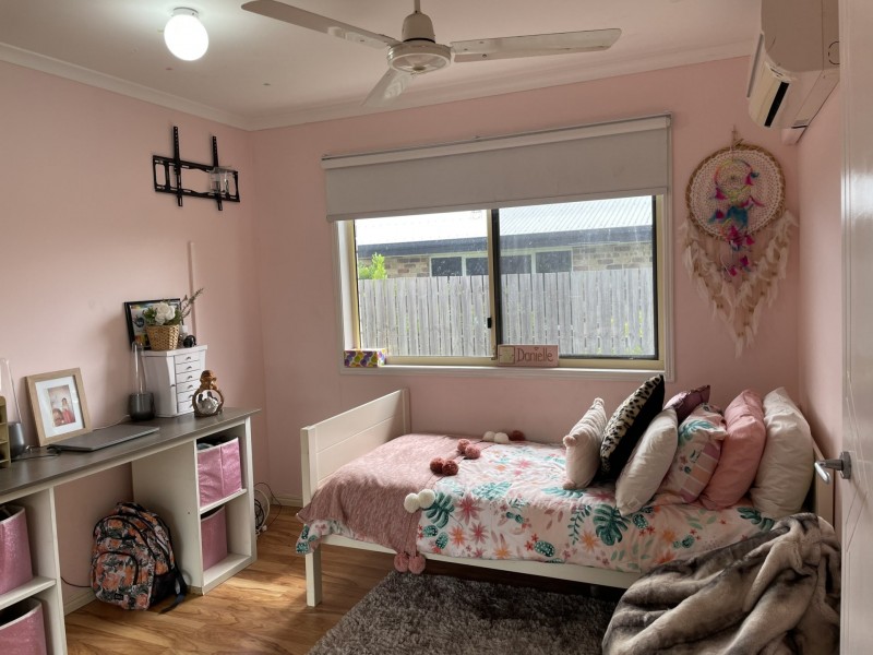 37 Golf View Drive, Boyne Island QLD 4680