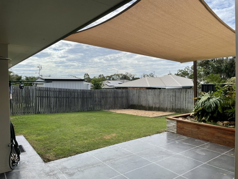 37 Golf View Drive, Boyne Island QLD 4680
