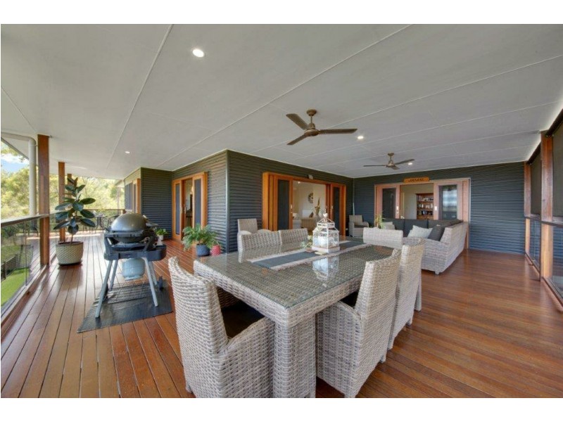 18 Illoura Road, Wurdong Heights QLD 4680