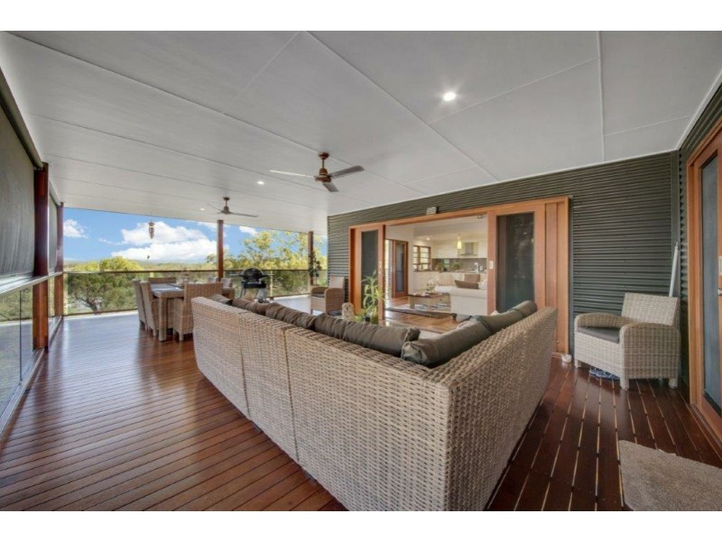 18 Illoura Road, Wurdong Heights QLD 4680