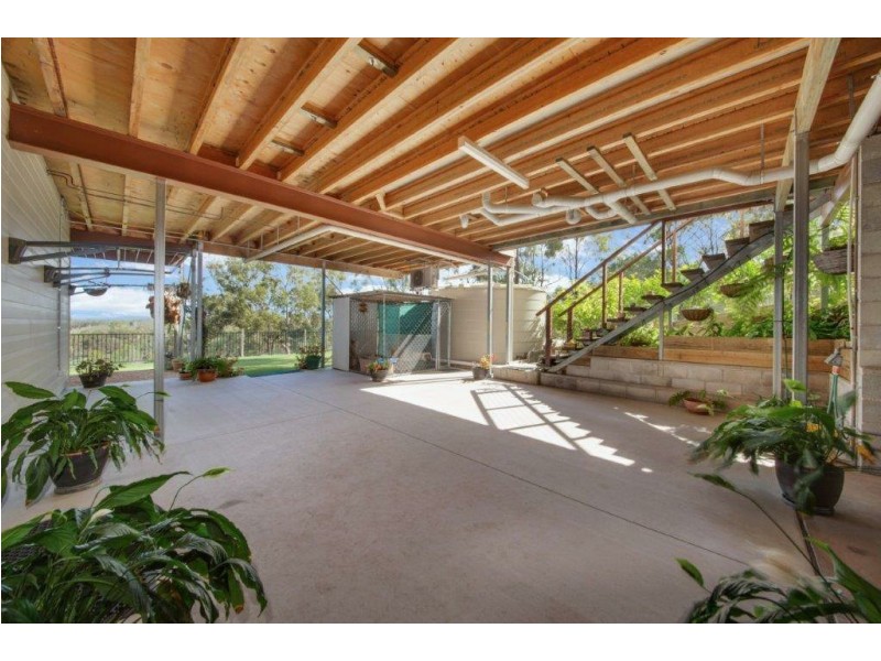 18 Illoura Road, Wurdong Heights QLD 4680