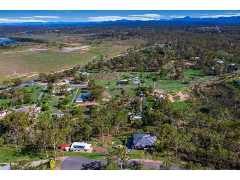 18 Illoura Road, Wurdong Heights QLD 4680