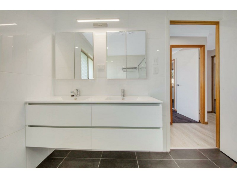 28 McLeod Street, Boyne Island QLD 4680