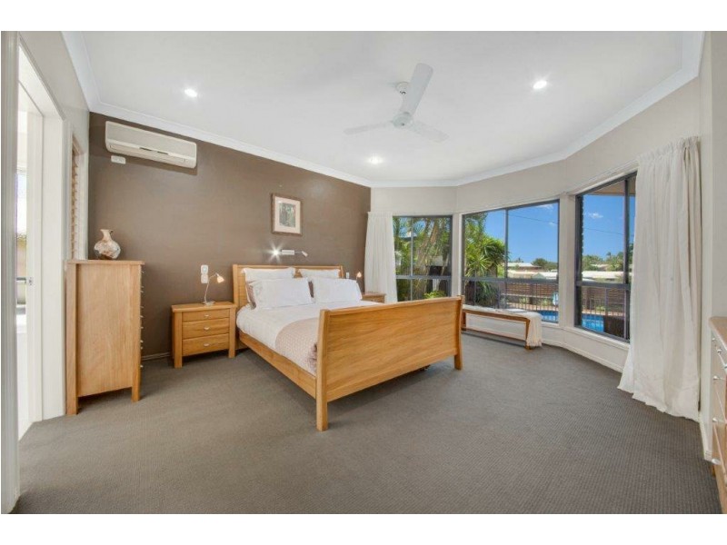 8 Riverside Drive, Tannum Sands QLD 4680