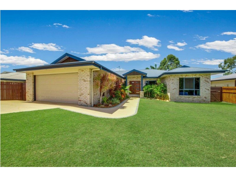 8 Riverside Drive, Tannum Sands QLD 4680