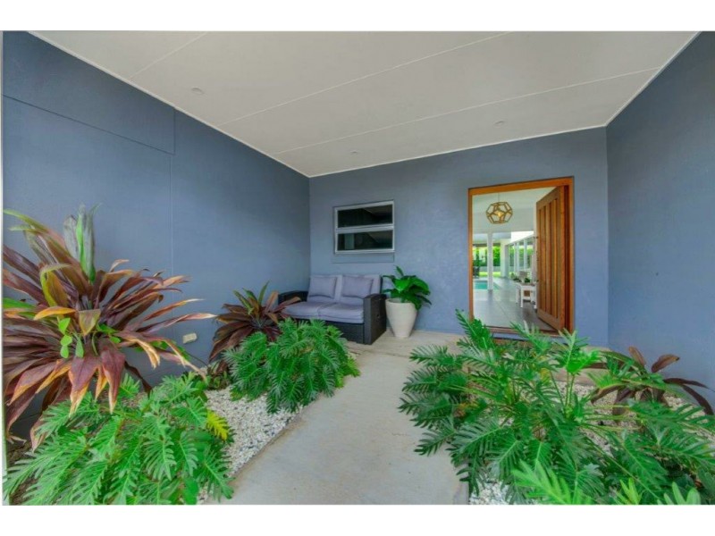 15 Tina Drive, Tannum Sands QLD 4680