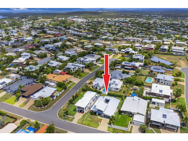 15 Tina Drive, Tannum Sands QLD 4680