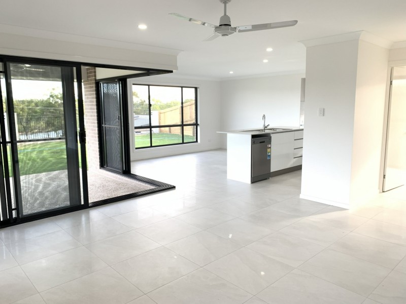 5 Richard Street, Boyne Island QLD 4680