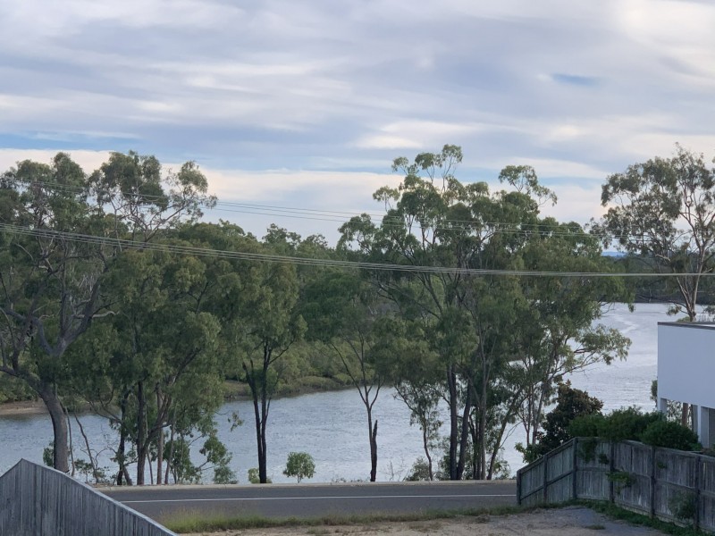 5 Richard Street, Boyne Island QLD 4680