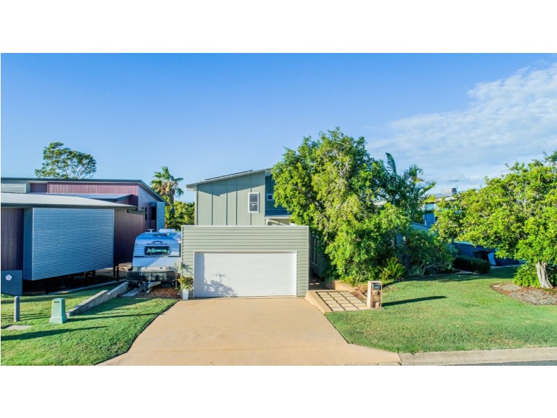 14 Riverside Drive, Tannum Sands QLD 4680