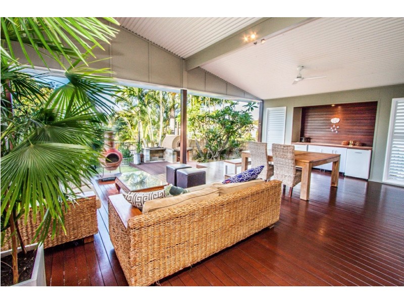 14 Riverside Drive, Tannum Sands QLD 4680