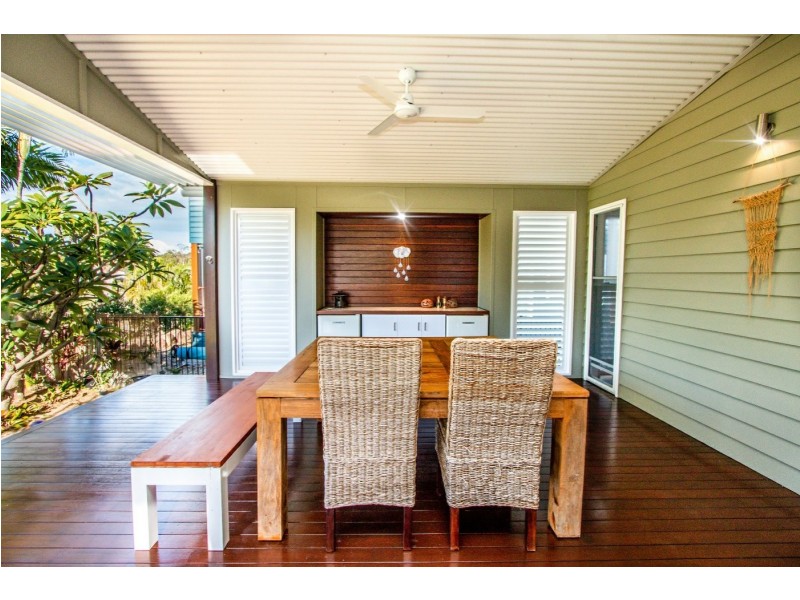 14 Riverside Drive, Tannum Sands QLD 4680