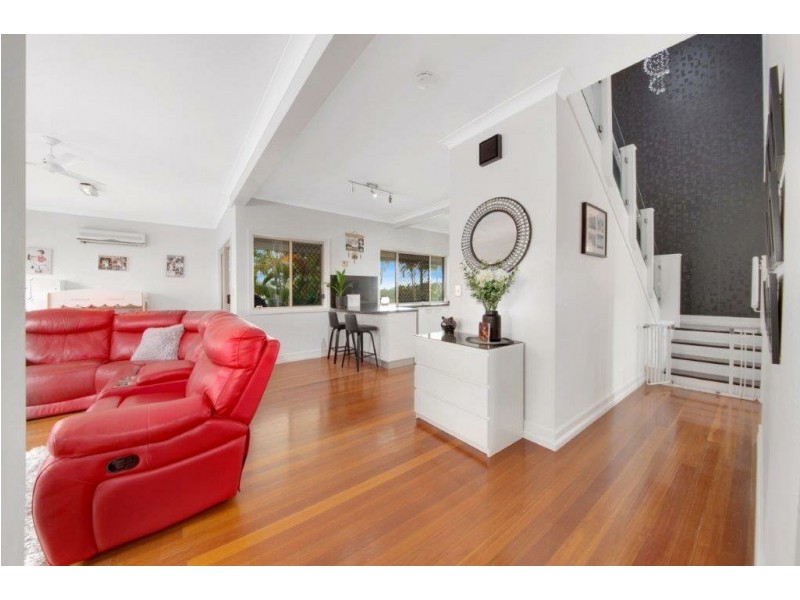 11 Caledon Street, Tannum Sands QLD 4680