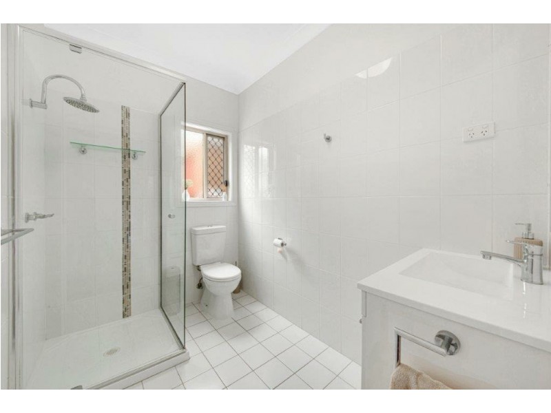 11 Caledon Street, Tannum Sands QLD 4680