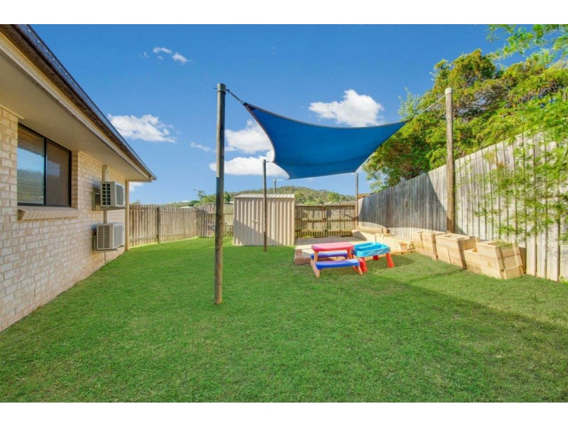 2/11 Golf View Drive, Boyne Island QLD 4680