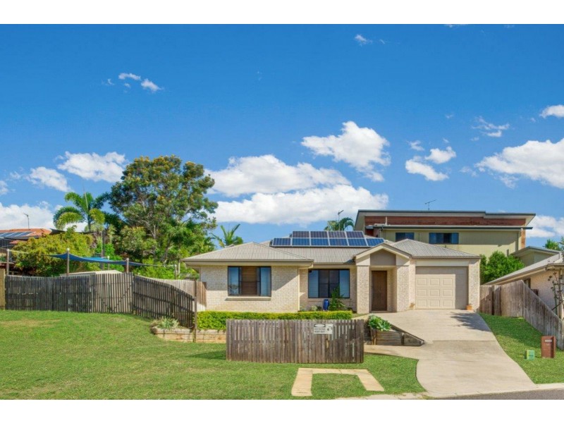 2/11 Golf View Drive, Boyne Island QLD 4680