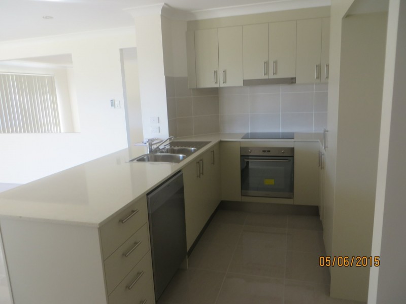 113 BROADACRES DRIVE, Tannum Sands QLD 4680