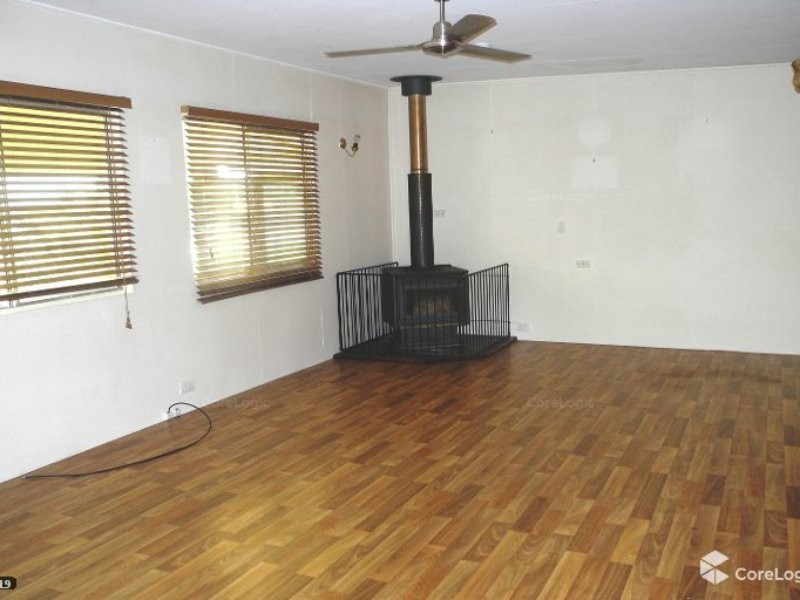 23 Martin Street, Bororen QLD 4678