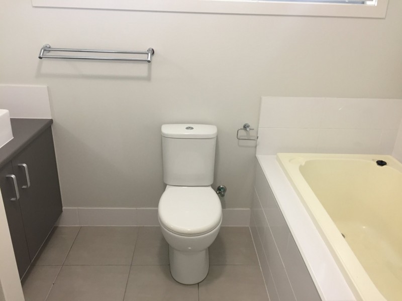 23 Oystercatcher Road, Kirkwood QLD 4680