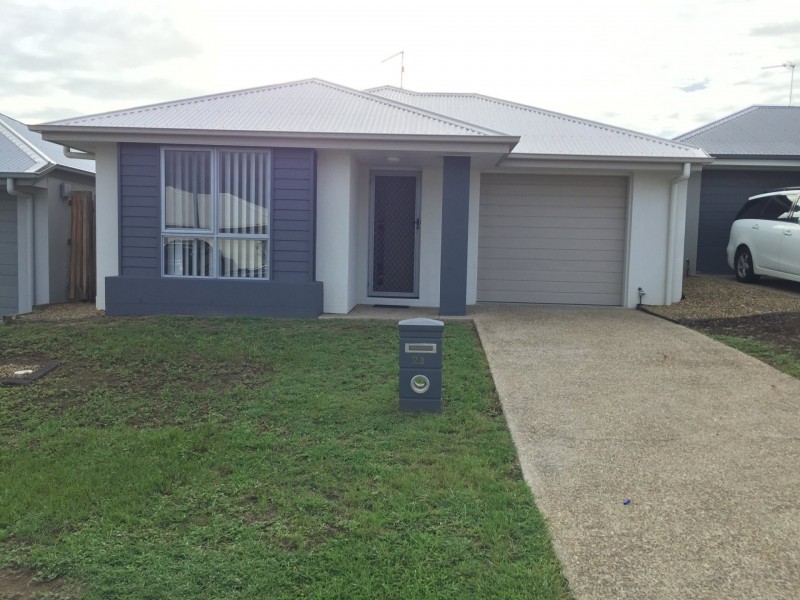23 Oystercatcher Road, Kirkwood QLD 4680