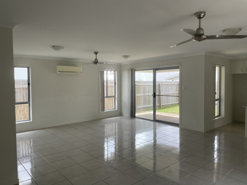 23 Oystercatcher Road, Kirkwood QLD 4680