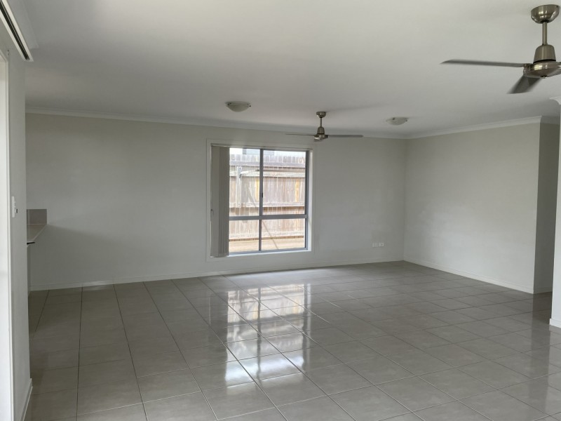 23 Oystercatcher Road, Kirkwood QLD 4680