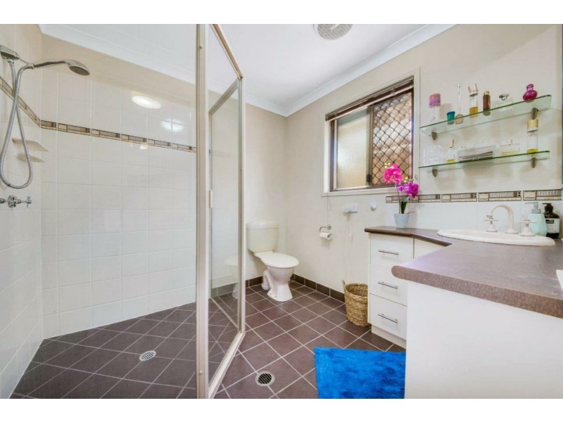 10 Schooner Street, Tannum Sands QLD 4680