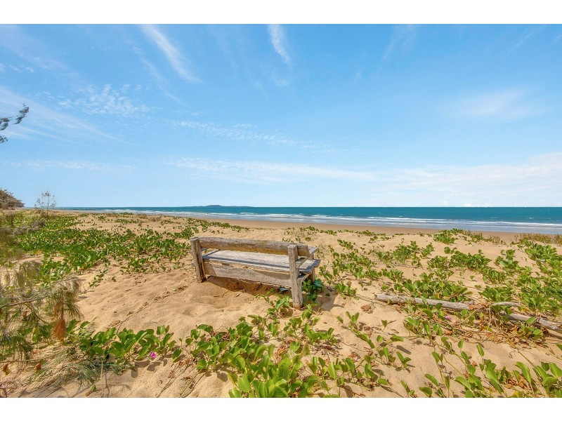 12 The Oaks Road, Tannum Sands QLD 4680