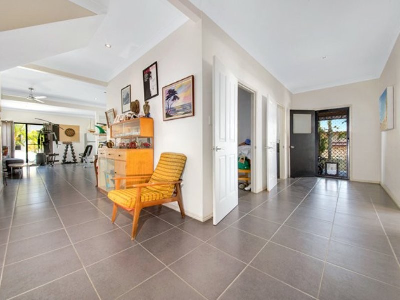 35 LIGHTHOUSE DR, Boyne Island QLD 4680