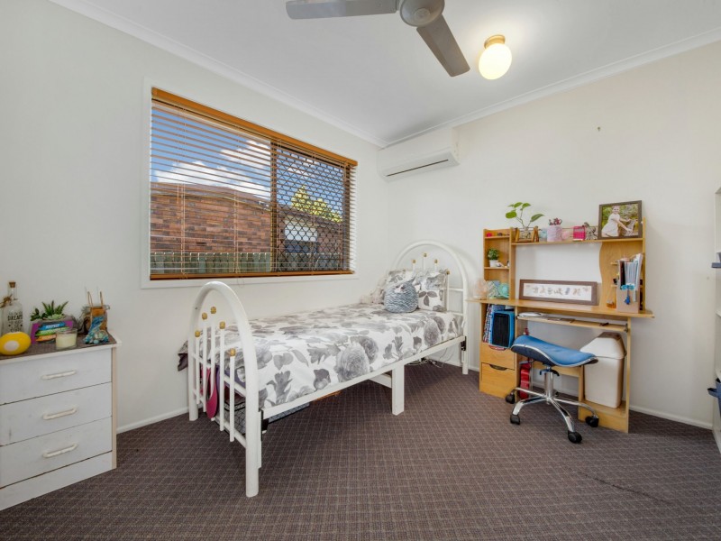 125 Malpas Street, Boyne Island QLD 4680