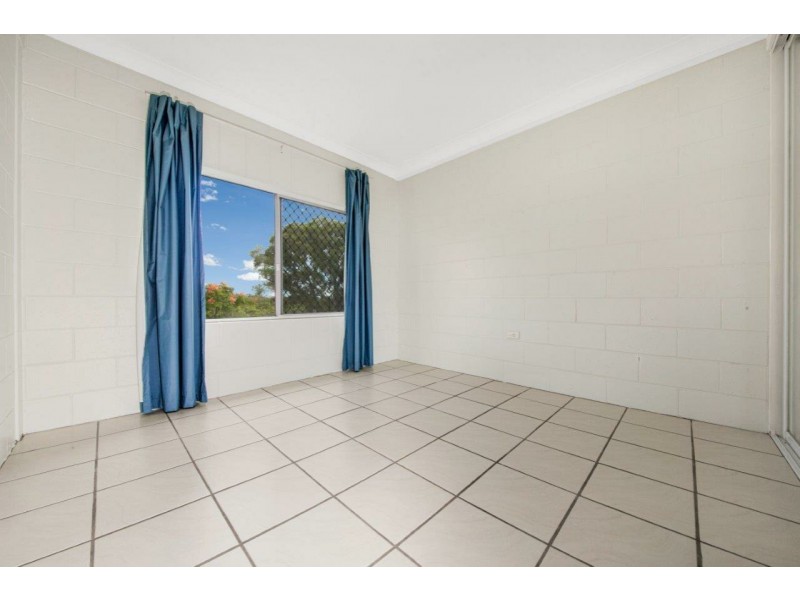 Unit 1 & 2/2 Elizabeth Street, Tannum Sands QLD 4680