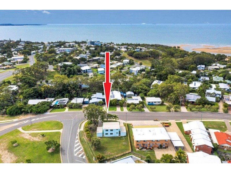 Unit 1 & 2/2 Elizabeth Street, Tannum Sands QLD 4680