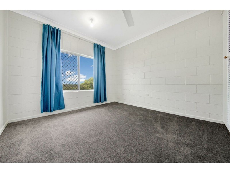 Unit 1 & 2/2 Elizabeth Street, Tannum Sands QLD 4680